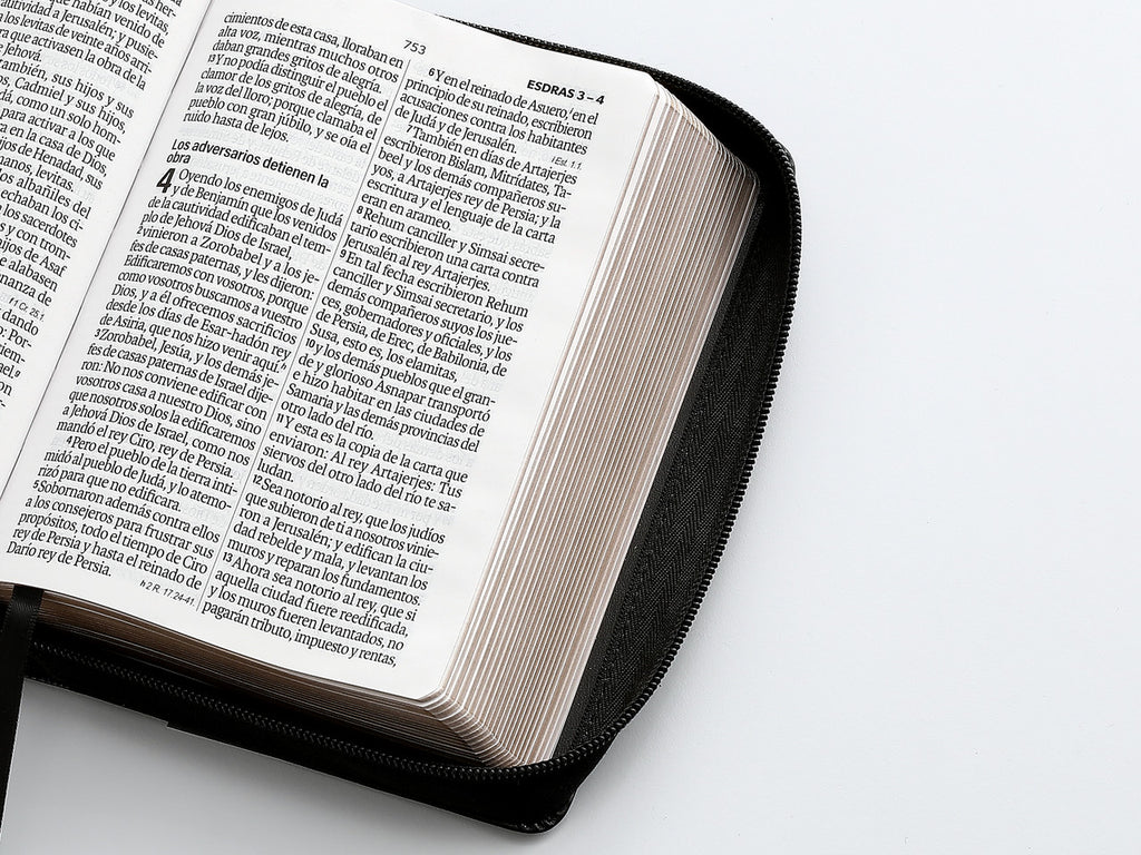 Biblia mediana con concordancia cierre canto dorado diseño geométrico color negro