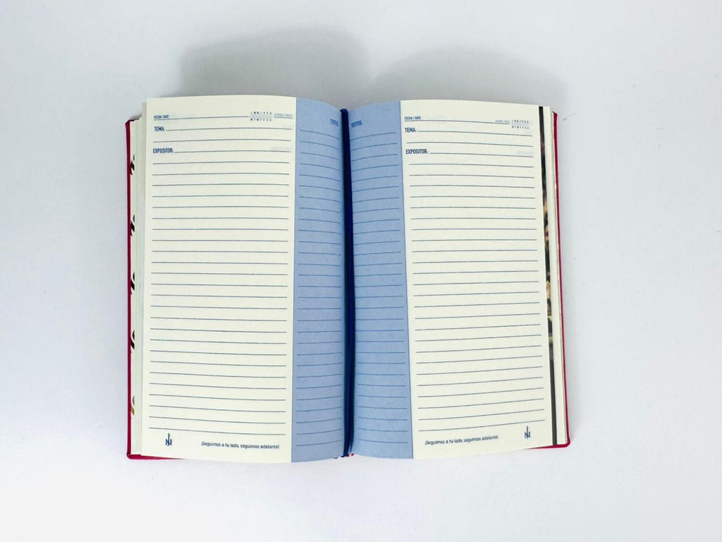 Libreta de Lujo Tapa Dura 2025 forro quemante con Hotstamping rosa maquillaje