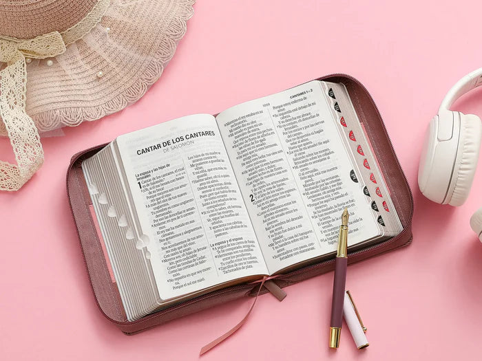 Biblia mediana, letra grande 12 puntos  cierre, índice, canto dorado, coral rosa